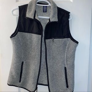 GAP vest